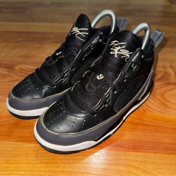 Little Kid’s Air Jordan Flight Shoes 2014 Black/White Size 12C 654976 005 RARE! - Picture 2 of 11